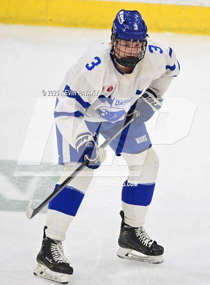 Thumbnail 2 in Simsbury vs. Darien (CIAC DI Semifinal) photogallery.