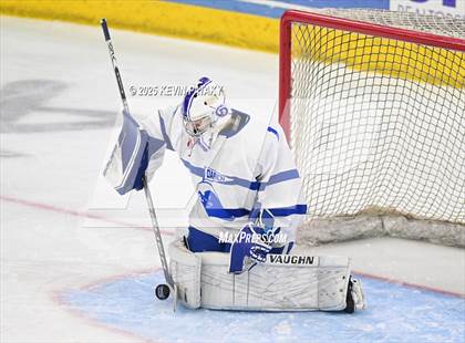 Thumbnail 2 in Simsbury vs. Darien (CIAC DI Semifinal) photogallery.