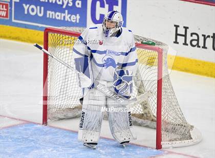 Thumbnail 1 in Simsbury vs. Darien (CIAC DI Semifinal) photogallery.