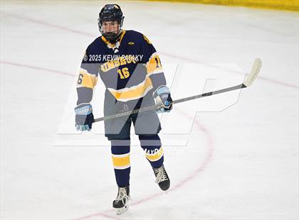 Thumbnail 2 in Simsbury vs. Darien (CIAC DI Semifinal) photogallery.