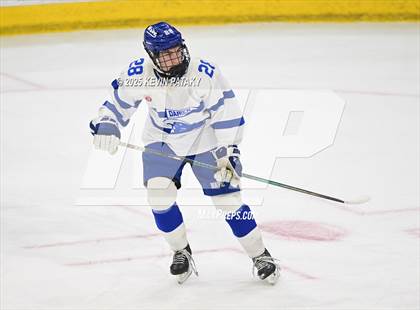 Thumbnail 1 in Simsbury vs. Darien (CIAC DI Semifinal) photogallery.