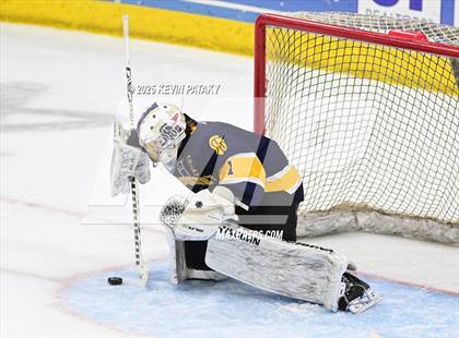 Thumbnail 3 in Simsbury vs. Darien (CIAC DI Semifinal) photogallery.