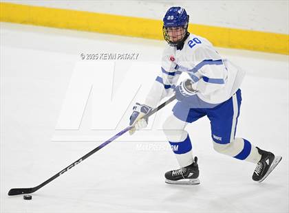 Thumbnail 1 in Simsbury vs. Darien (CIAC DI Semifinal) photogallery.