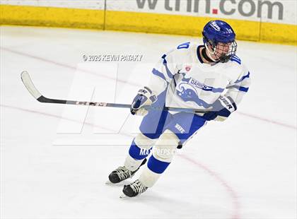 Thumbnail 2 in Simsbury vs. Darien (CIAC DI Semifinal) photogallery.
