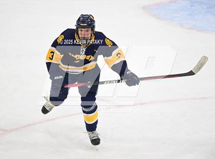 Thumbnail 3 in Simsbury vs. Darien (CIAC DI Semifinal) photogallery.