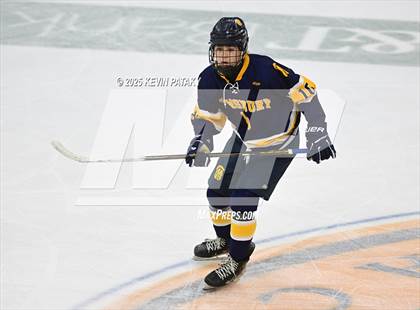 Thumbnail 2 in Simsbury vs. Darien (CIAC DI Semifinal) photogallery.