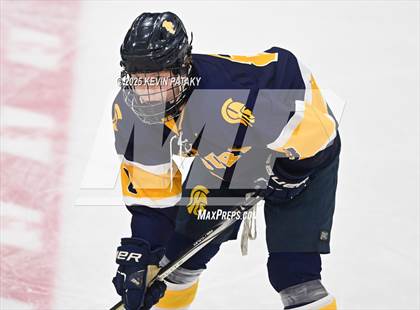 Thumbnail 2 in Simsbury vs. Darien (CIAC DI Semifinal) photogallery.