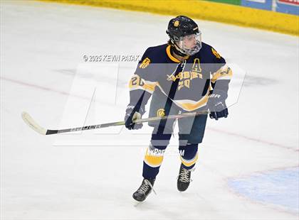 Thumbnail 1 in Simsbury vs. Darien (CIAC DI Semifinal) photogallery.