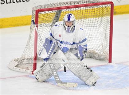Thumbnail 3 in Simsbury vs. Darien (CIAC DI Semifinal) photogallery.
