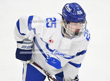Thumbnail 2 in Simsbury vs. Darien (CIAC DI Semifinal) photogallery.