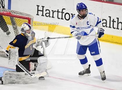 Thumbnail 3 in Simsbury vs. Darien (CIAC DI Semifinal) photogallery.