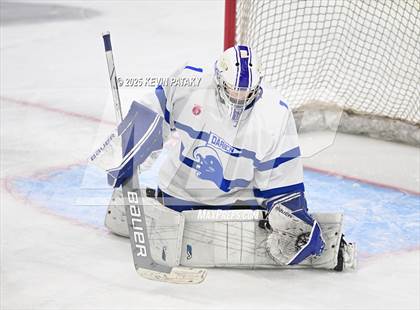 Thumbnail 2 in Simsbury vs. Darien (CIAC DI Semifinal) photogallery.