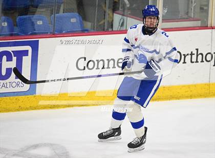 Thumbnail 1 in Simsbury vs. Darien (CIAC DI Semifinal) photogallery.
