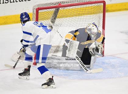 Thumbnail 3 in Simsbury vs. Darien (CIAC DI Semifinal) photogallery.