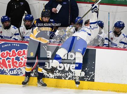 Thumbnail 3 in Simsbury vs. Darien (CIAC DI Semifinal) photogallery.