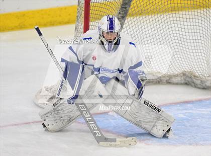 Thumbnail 1 in Simsbury vs. Darien (CIAC DI Semifinal) photogallery.
