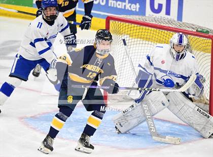 Thumbnail 3 in Simsbury vs. Darien (CIAC DI Semifinal) photogallery.
