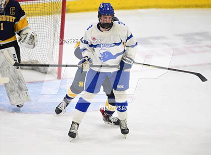 Thumbnail 1 in Simsbury vs. Darien (CIAC DI Semifinal) photogallery.