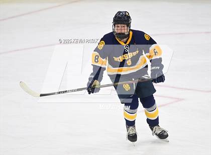 Thumbnail 2 in Simsbury vs. Darien (CIAC DI Semifinal) photogallery.