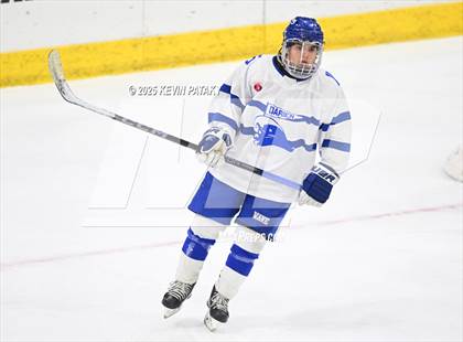Thumbnail 3 in Simsbury vs. Darien (CIAC DI Semifinal) photogallery.