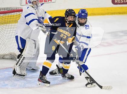 Thumbnail 2 in Simsbury vs. Darien (CIAC DI Semifinal) photogallery.