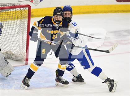 Thumbnail 1 in Simsbury vs. Darien (CIAC DI Semifinal) photogallery.