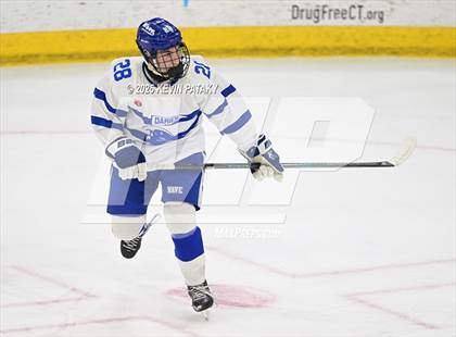 Thumbnail 3 in Simsbury vs. Darien (CIAC DI Semifinal) photogallery.