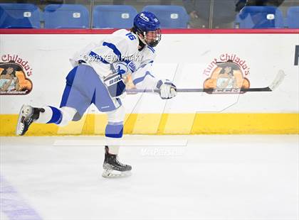 Thumbnail 2 in Simsbury vs. Darien (CIAC DI Semifinal) photogallery.