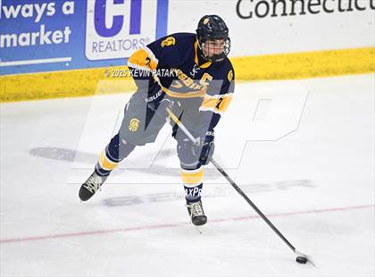 Thumbnail 1 in Simsbury vs. Darien (CIAC DI Semifinal) photogallery.