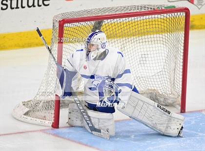 Thumbnail 2 in Simsbury vs. Darien (CIAC DI Semifinal) photogallery.