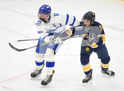 Thumbnail 3 in Simsbury vs. Darien (CIAC DI Semifinal) photogallery.