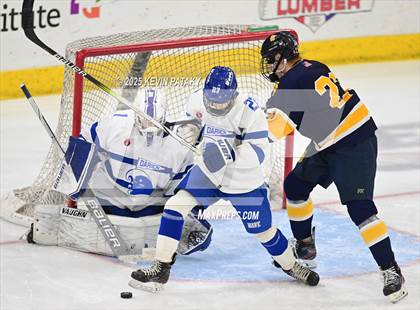 Thumbnail 3 in Simsbury vs. Darien (CIAC DI Semifinal) photogallery.
