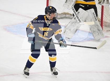 Thumbnail 2 in Simsbury vs. Darien (CIAC DI Semifinal) photogallery.