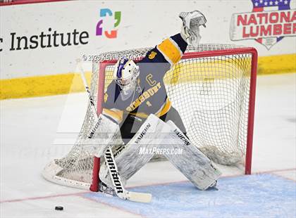 Thumbnail 3 in Simsbury vs. Darien (CIAC DI Semifinal) photogallery.