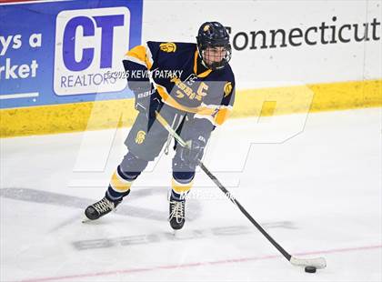 Thumbnail 1 in Simsbury vs. Darien (CIAC DI Semifinal) photogallery.