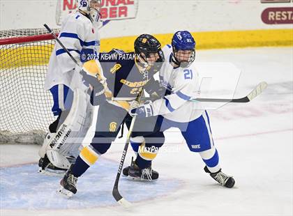 Thumbnail 2 in Simsbury vs. Darien (CIAC DI Semifinal) photogallery.
