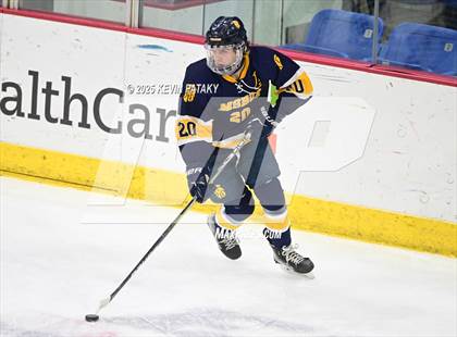 Thumbnail 3 in Simsbury vs. Darien (CIAC DI Semifinal) photogallery.