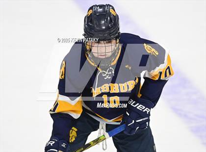 Thumbnail 2 in Simsbury vs. Darien (CIAC DI Semifinal) photogallery.