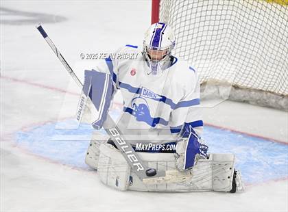 Thumbnail 2 in Simsbury vs. Darien (CIAC DI Semifinal) photogallery.