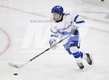Thumbnail 2 in Simsbury vs. Darien (CIAC DI Semifinal) photogallery.