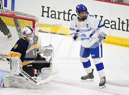 Thumbnail 1 in Simsbury vs. Darien (CIAC DI Semifinal) photogallery.
