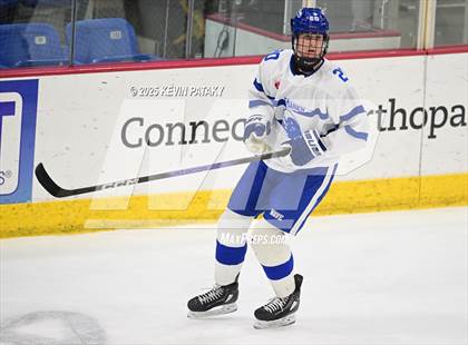 Thumbnail 3 in Simsbury vs. Darien (CIAC DI Semifinal) photogallery.