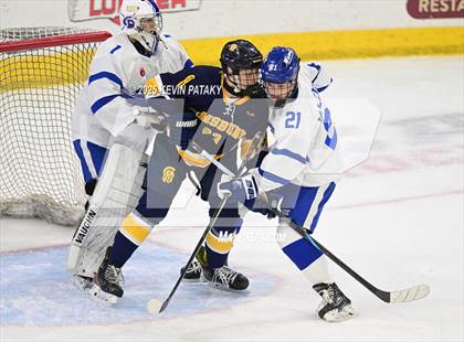 Thumbnail 2 in Simsbury vs. Darien (CIAC DI Semifinal) photogallery.