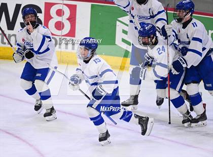 Thumbnail 2 in Simsbury vs. Darien (CIAC DI Semifinal) photogallery.