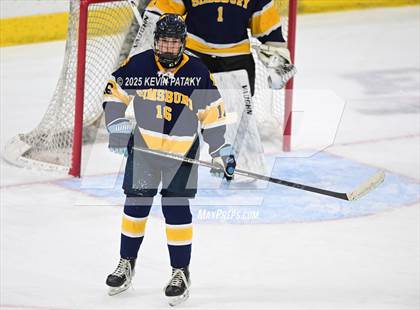 Thumbnail 3 in Simsbury vs. Darien (CIAC DI Semifinal) photogallery.