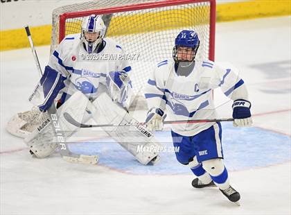 Thumbnail 1 in Simsbury vs. Darien (CIAC DI Semifinal) photogallery.