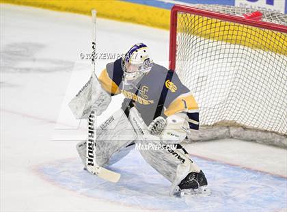Thumbnail 1 in Simsbury vs. Darien (CIAC DI Semifinal) photogallery.