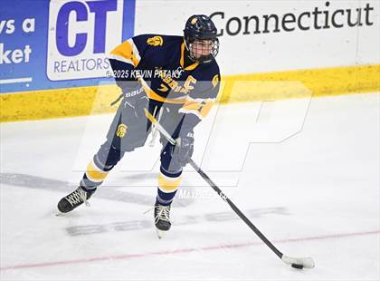 Thumbnail 2 in Simsbury vs. Darien (CIAC DI Semifinal) photogallery.