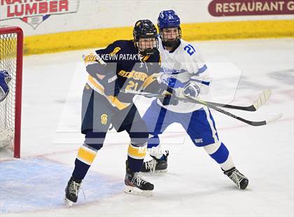 Thumbnail 3 in Simsbury vs. Darien (CIAC DI Semifinal) photogallery.