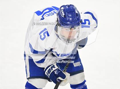 Thumbnail 1 in Simsbury vs. Darien (CIAC DI Semifinal) photogallery.